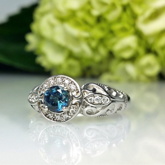 Custom Design Sapphire and diamond Ring Size 8 - Picture 1 of 3